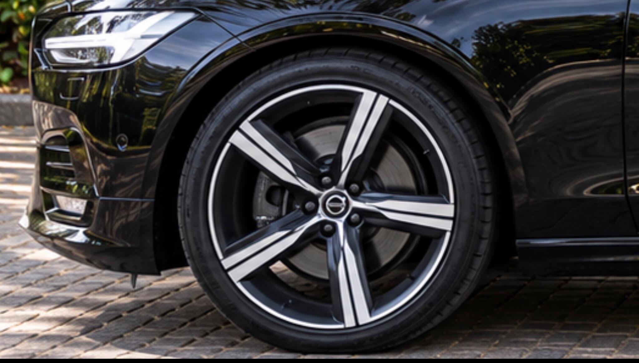2018 Volvo V90 — photo 18